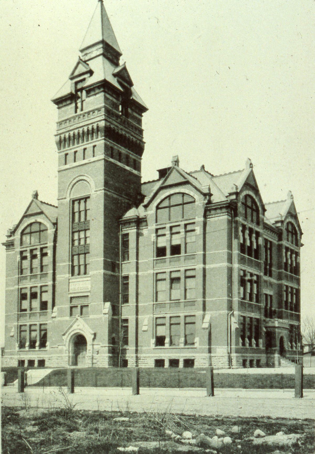 #15 Fifth Avenue Elementary School, 1882