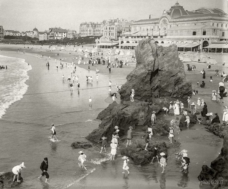 #69 La Grande Plage, Biarritz, 1904