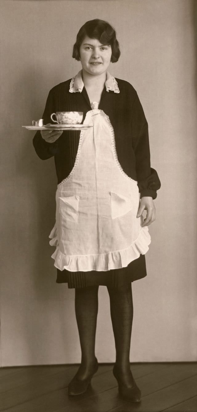 #12 Café waitress