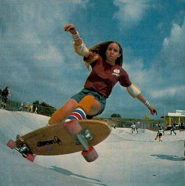 Laura Thornhill Caswell: Life Story and Photos of the Legendary Female Skateboarder Sports