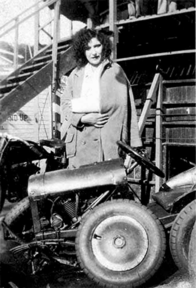 Lillian La France: The First female Motorcycle Stunt Rider from the 1930s Sports