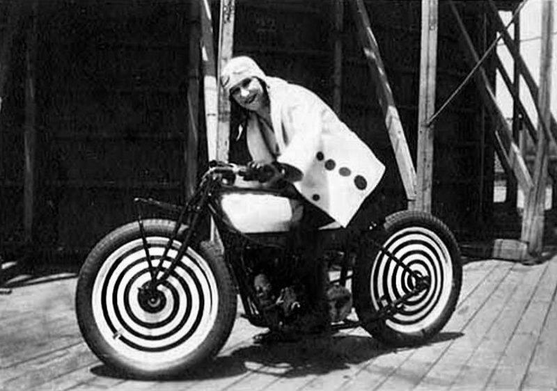 Lillian La France: The First female Motorcycle Stunt Rider from the 1930s Sports