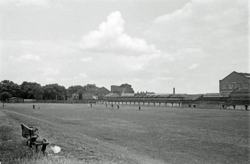 #14 Islington, Market Road, c.1977