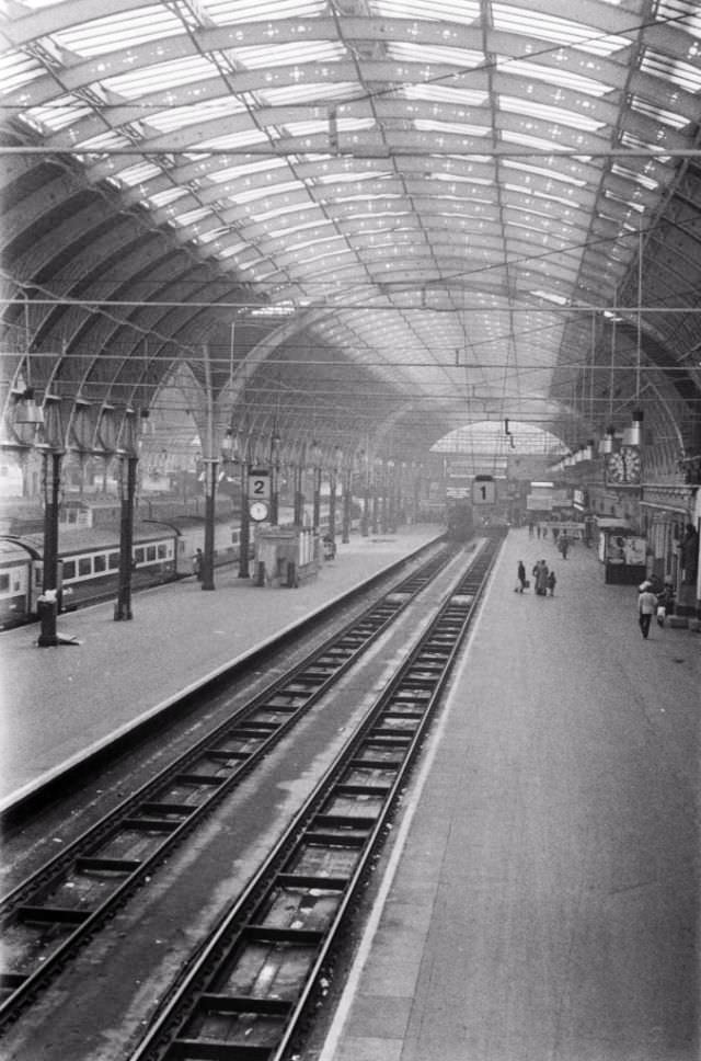 #7 Paddington Station, 1976