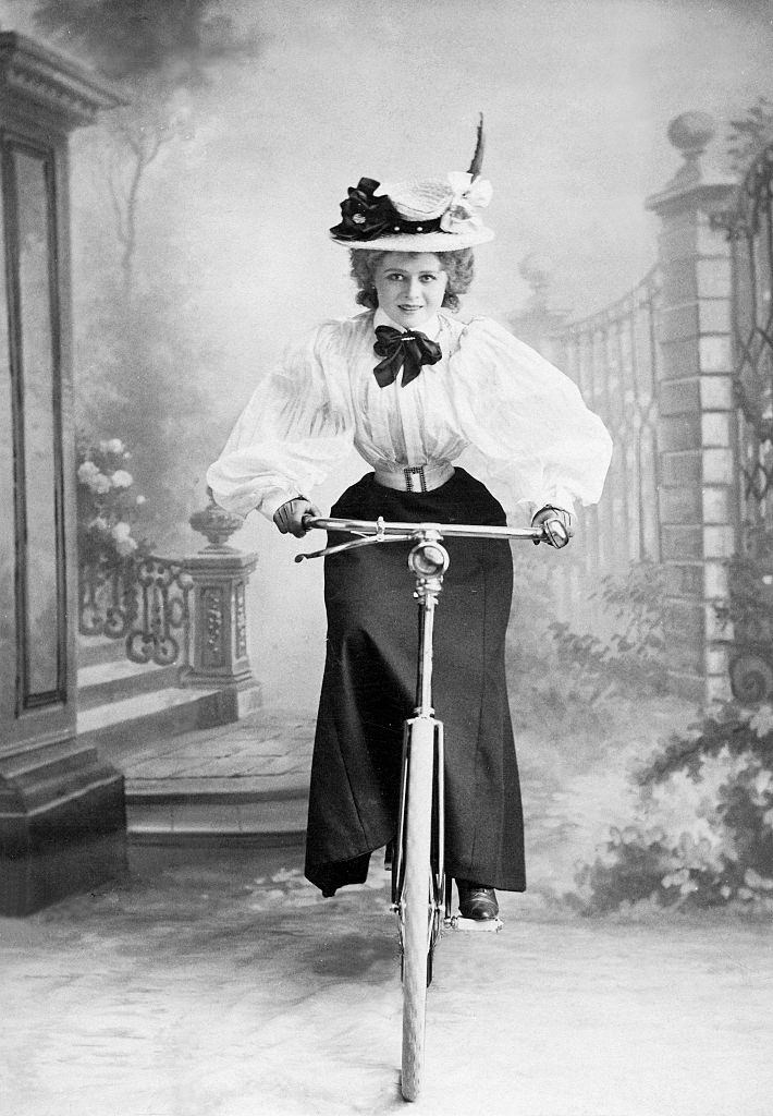 #11 Mabel Love on a bicycle, 1905.