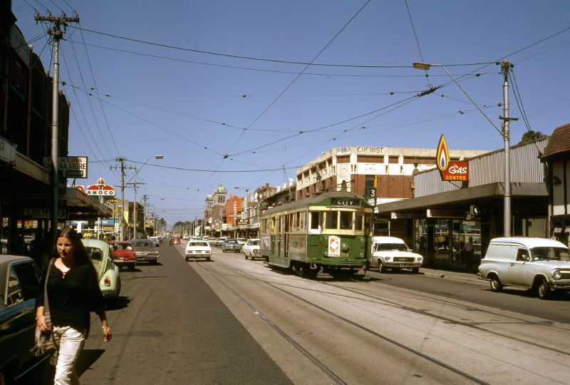 #26 Malvern East, line 3, Melbourne, 1973