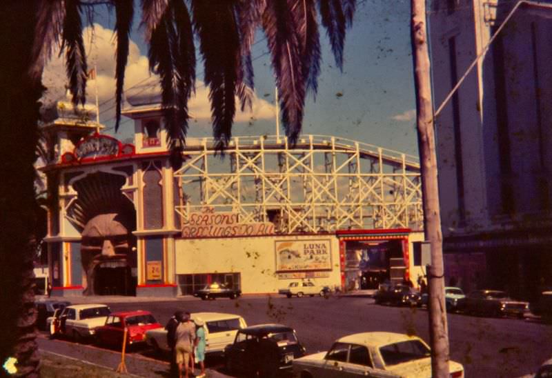 #25 Luna Park, Melbourne, 1970