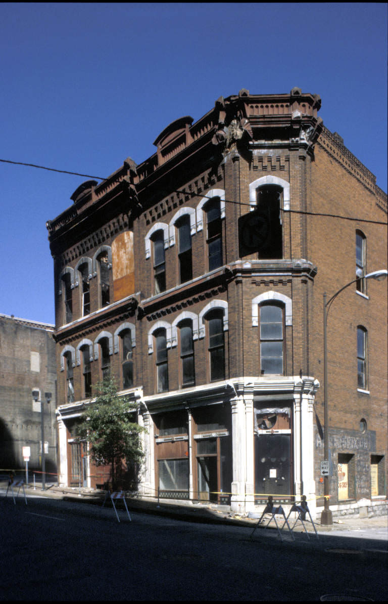 #25 Front southwest corner of the Goodies buildings, after the fire, 1985