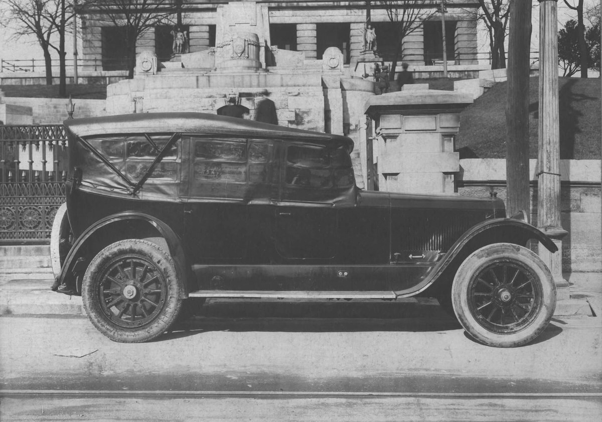 #10 State Capitol, 1919