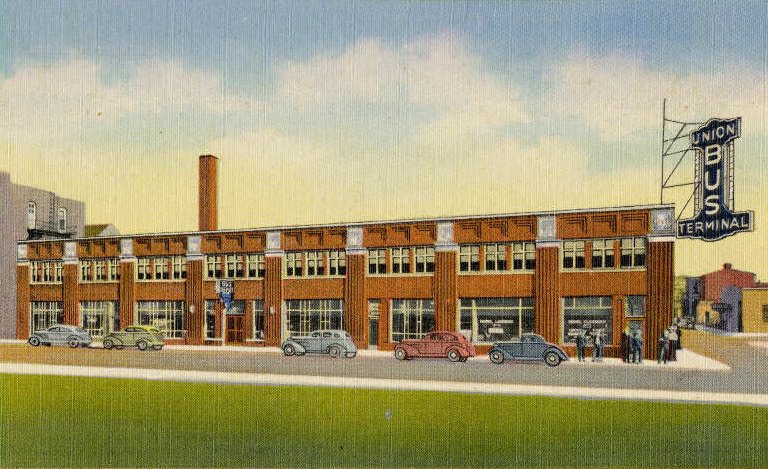 #105 Bus depot, Nashville, 1939