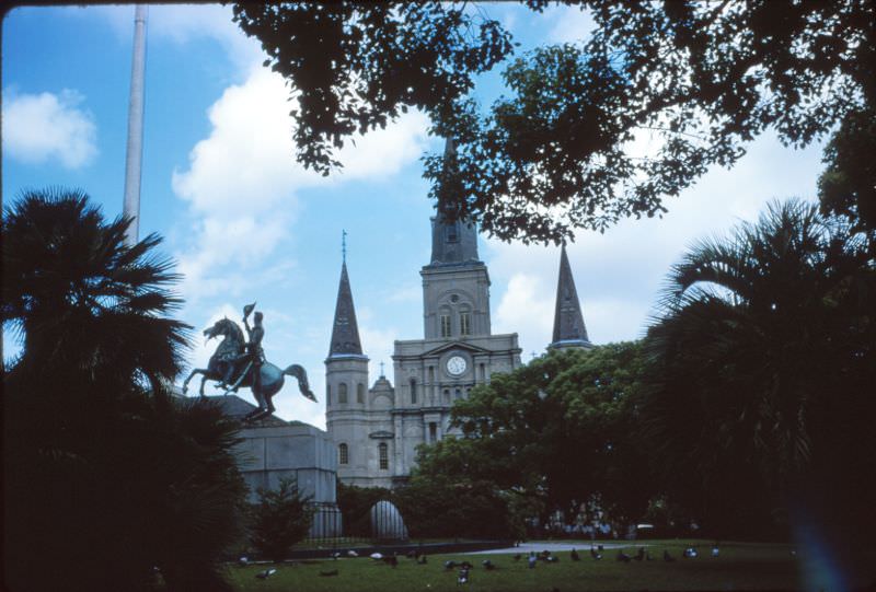 #116 St Louis Cathedral and Andrew Jackson sculpture