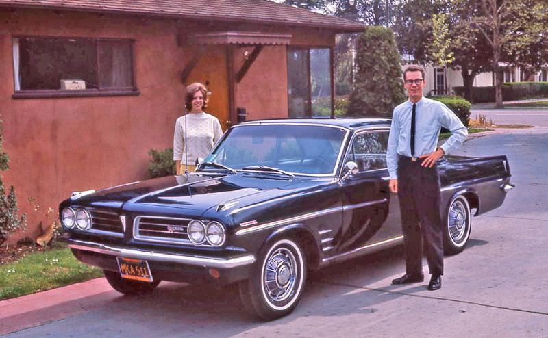 #30 1963 Pontiac LeMans