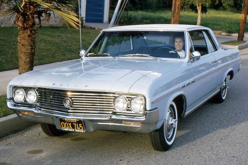 #34 1965 Buick Skylark GS