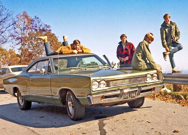 #35 1969 Dodge Coronet 500