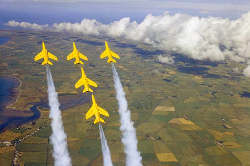 #41 Five Foland Gnat T.1s, the Yellowjacks aerobatic dislay team from No. 4 Flying Training School.