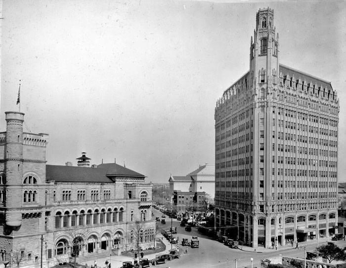 #76 Northeast corner of Alamo Plaza, San Antonio, 1927