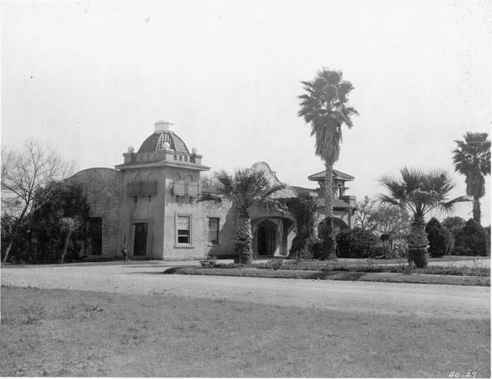 #83 Chapel and crematorium, Mission Burial Park, San Antonio, 1927