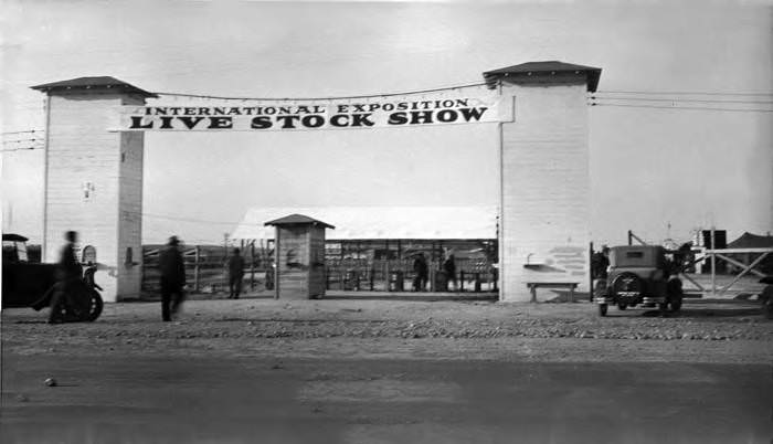 #126 Entrance gate to International Exposition and Live Stock Show, San Antonio, 1928