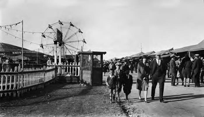 #132 Midway at Rice-Dorman Carnival, International Exposition and Live Stock Show, San Antonio, 1928