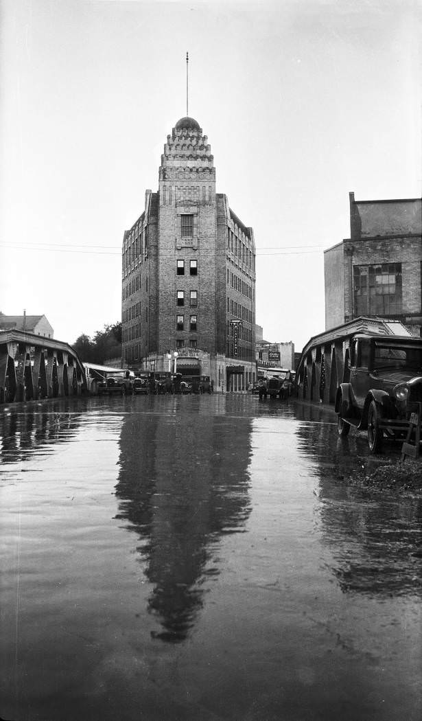#172 Casino Club Building following a rain shower, San Antonio, 1929