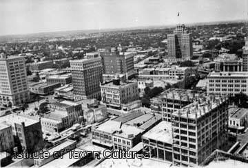 #185 Bird’s-eye view looking northwest, from the Smith Young Tower, San Antonio, 1929