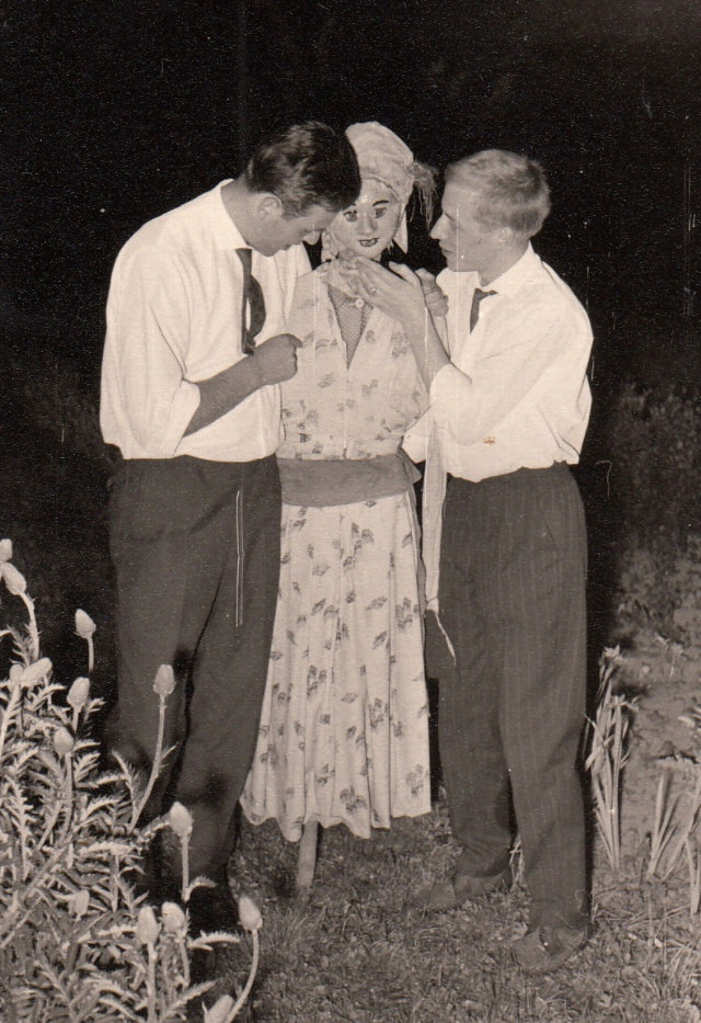 What Scarecrows looked like in the Past Through these Historical Photos Weird