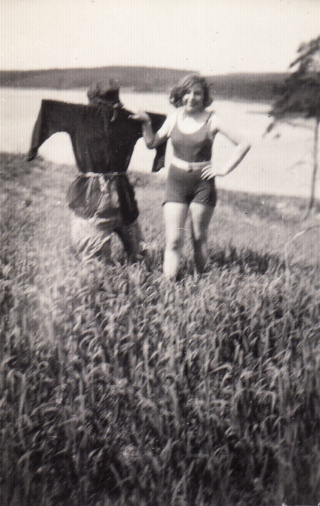 What Scarecrows looked like in the Past Through these Historical Photos Weird
