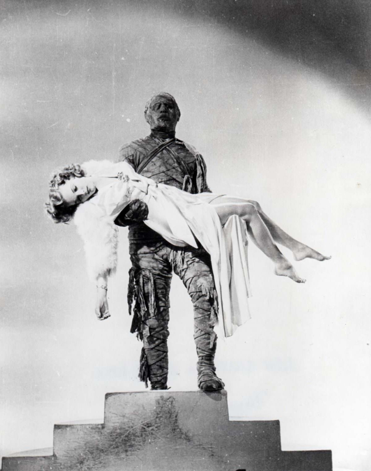 #5 The Mummy’s Tomb’ 1942