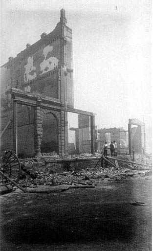 #48 Ruins of Yesler-Leary Building, aftermath of the Seattle Fire of June 6, 1889