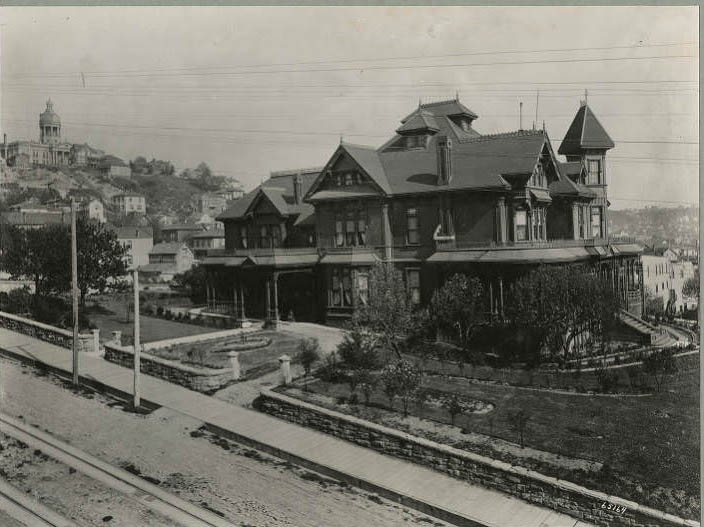#113 Seattle Public Library in Yesler Mansion, 1899