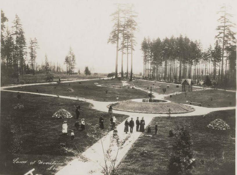 #253 Woodland Park Lawn and Fountain, 1891