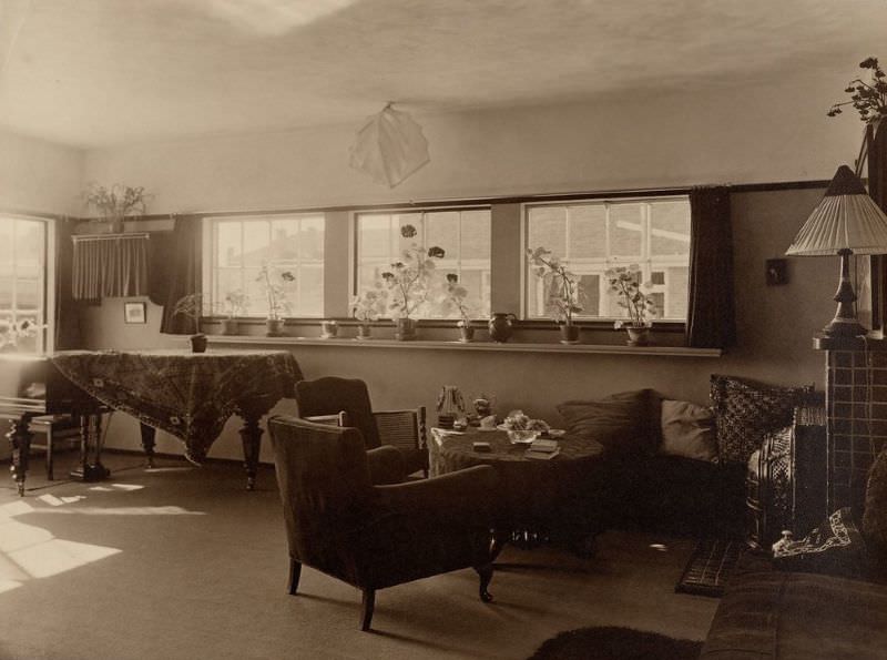 #5 Park Marlot country house interior, Den Haag, 1930s