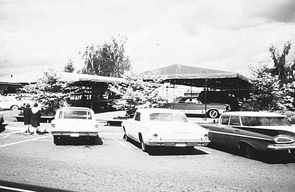 #33 Bellevue Square, Bellevue, 1964