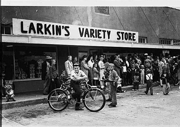 #30 Larkin’s Variety Store, Redmond, 1945
