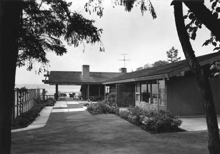 #40 Mr. and Mrs. Beryl W. Davis residence, Bellevue, Washington, 1958