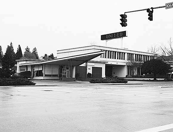 #29 NE 8th Street at 106th Avenue NE, Bellevue, February 15, 1987
