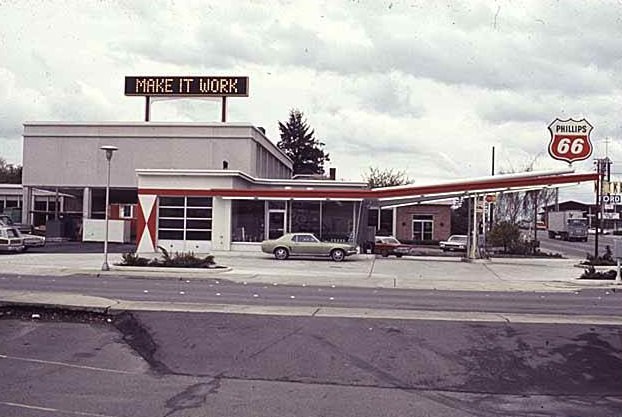#55 Phillips 66 station, Bellevue, 1969