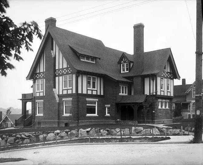 #73 William L. Rhodes home on Capitol Hill, 1909