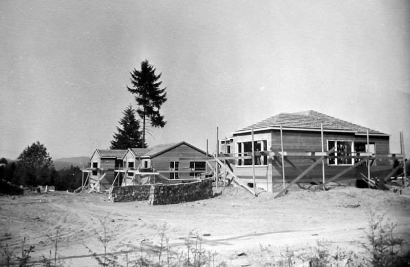 #7 Homes under construction in what’s now downtown Bellevue, 1946