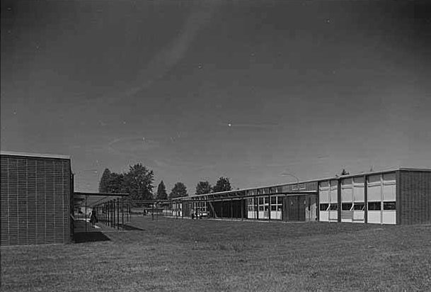 #8 Ashwood Elementary School exterior, Bellevue, Washington, 1957