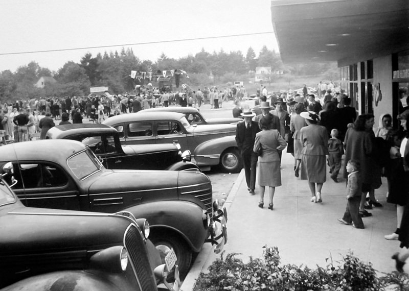 #9 Bellevue Shopping Center, 1947