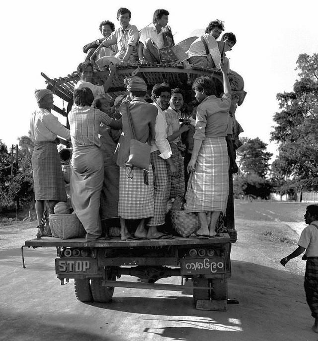 #32 Thazi. Public transit, Burma, 1986
