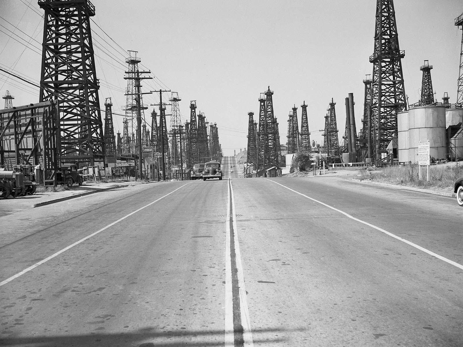 #31 Atlantic Avenue and Patterson Street, Long Beach, are lined with oil derricks in 1940