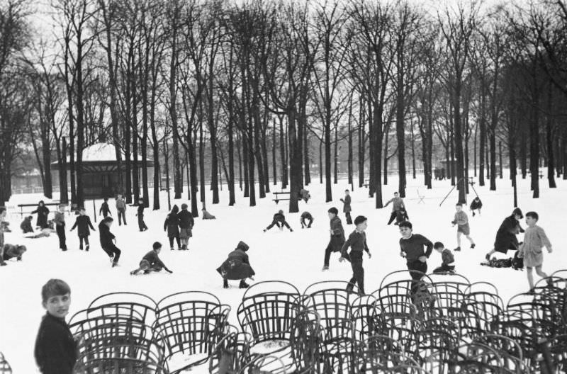 #11 Luxembourg Gardens, Paris, 1955.