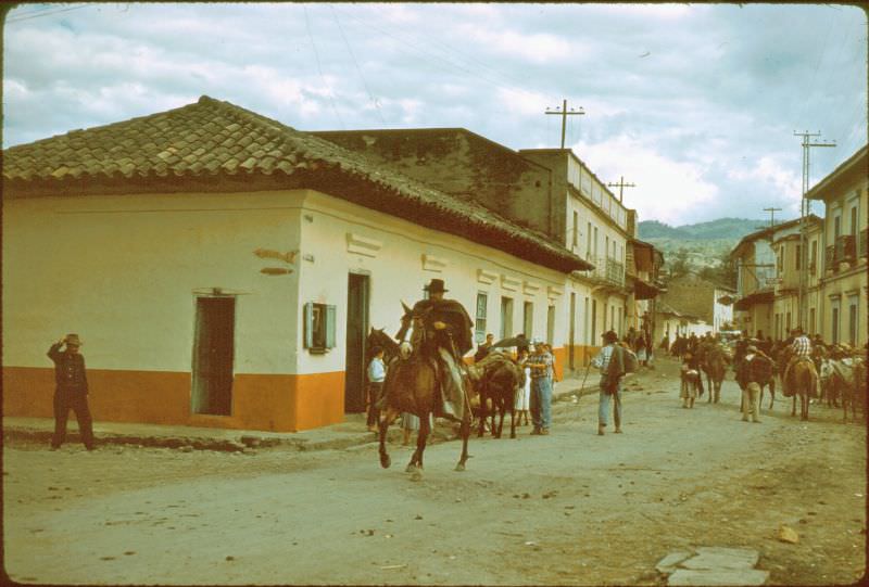 #12 Gypsy King prancing down main street of Moniquira, Colombia