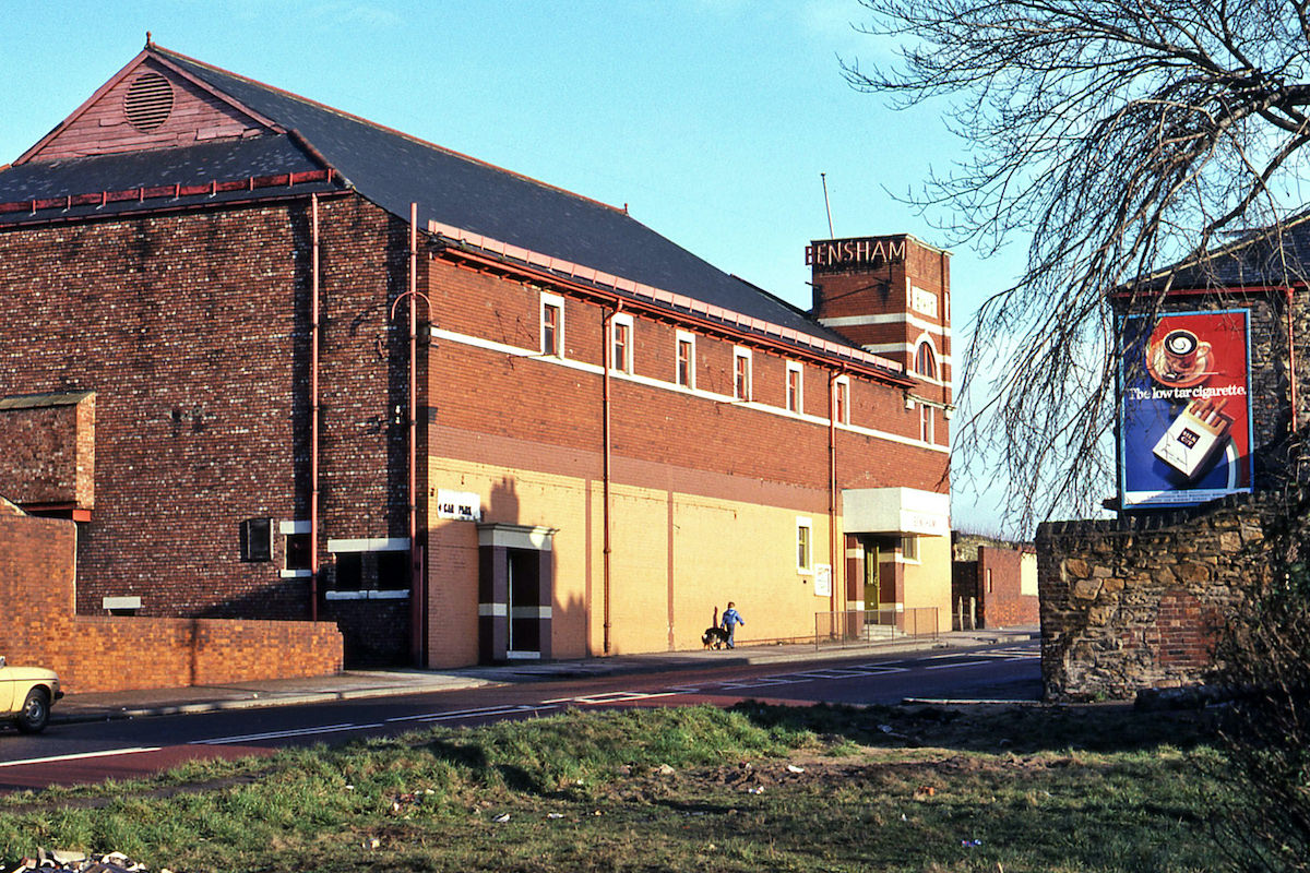 #35 Bensham Bingo Hall, formerly a cinema, on Bensham Road in 1980