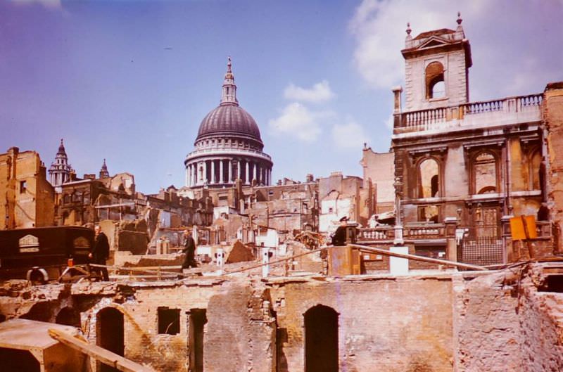 #15 St. Paul’s Cathedral, London, circa 1940