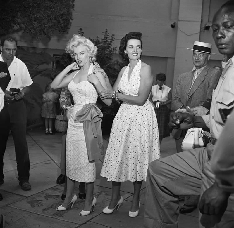 Marilyn Monroe and Jane Russell at Their Imprint Ceremony at Grauman’s Chinese Theatre in 1953 Cele