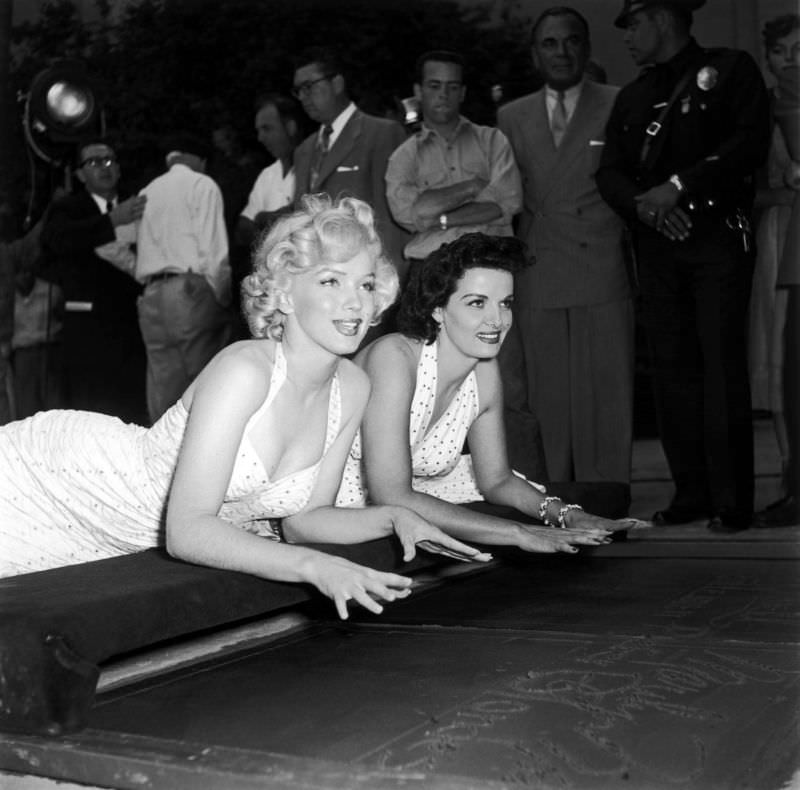 Marilyn Monroe and Jane Russell at Their Imprint Ceremony at Grauman’s Chinese Theatre in 1953 Cele