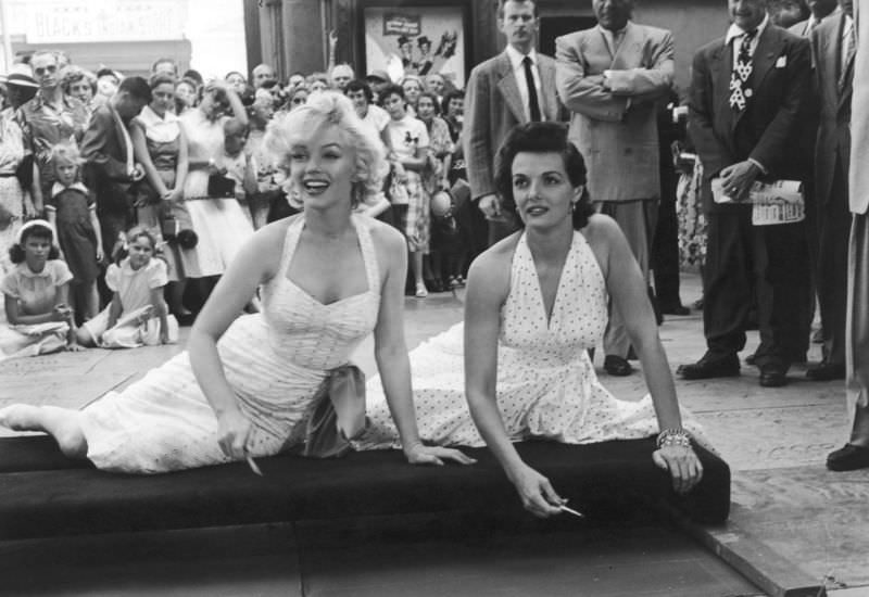 Marilyn Monroe and Jane Russell at Their Imprint Ceremony at Grauman’s Chinese Theatre in 1953 Cele